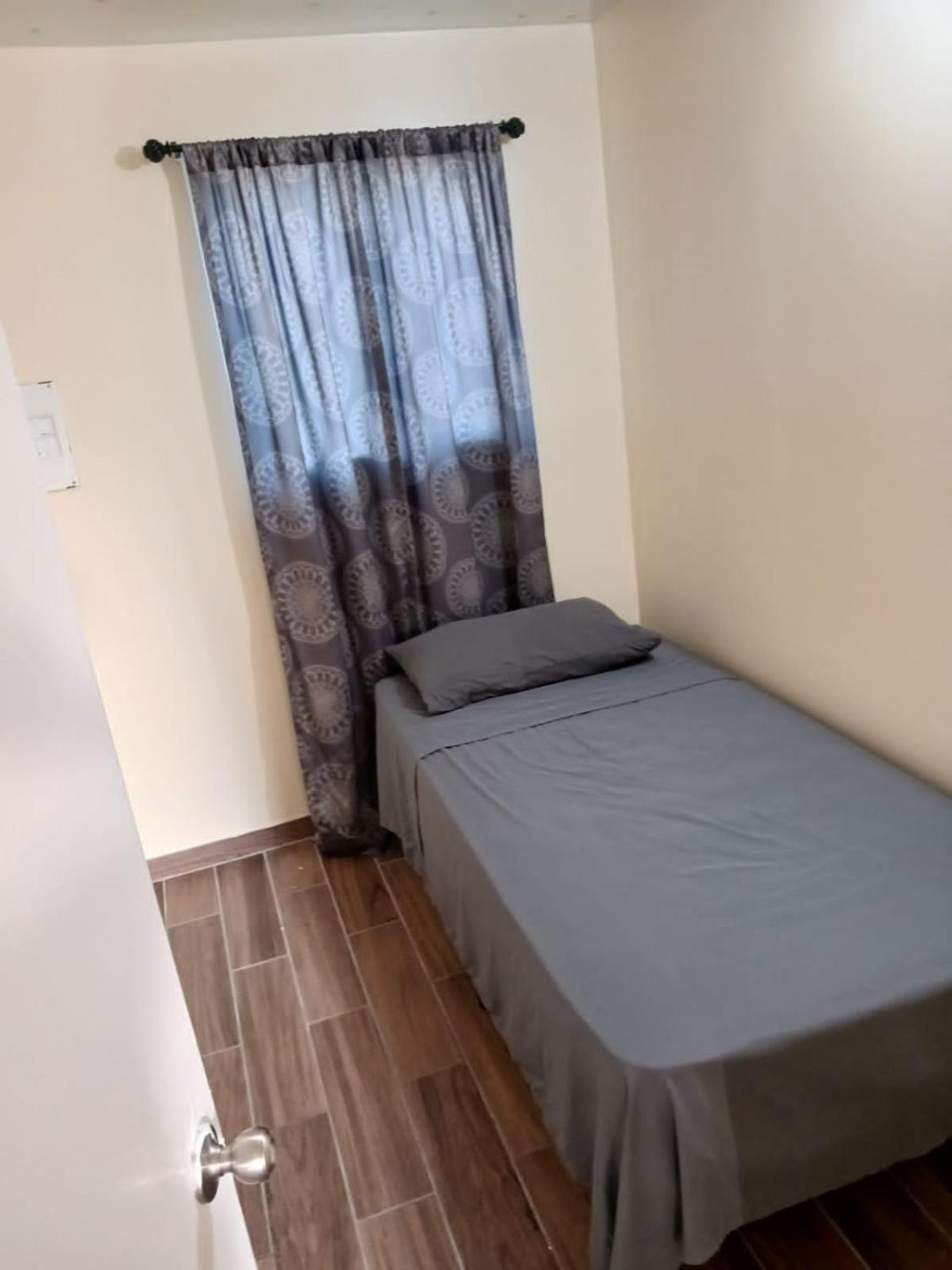 Zen Home Санта Ана Екстериор снимка